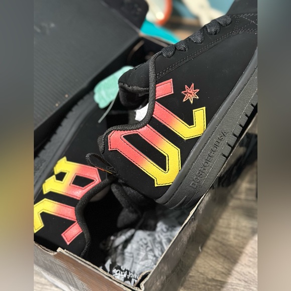 AC/DC DC shoes - Picture 1 of 3